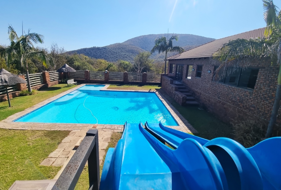 Commercial Property for Sale in Zoutpansdrift A H North West